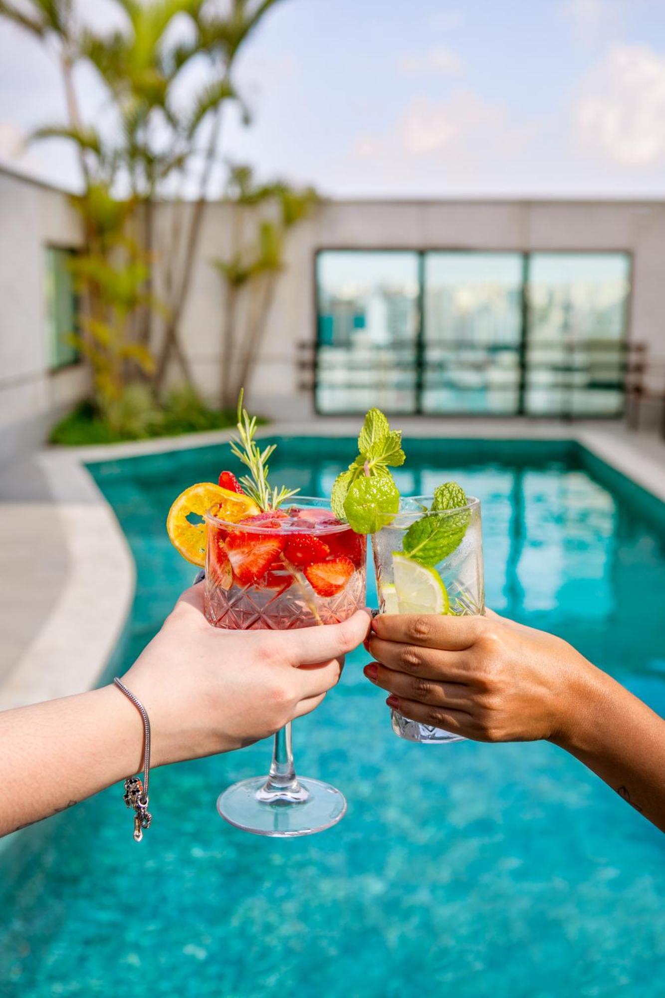 Melia Jardim Europa Hotell São Paulo Exteriör bild The Pool Bar